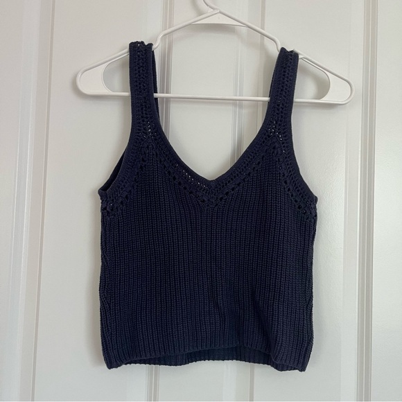 Abercrombie Ribbed Pointelle Knit V-Neck Tank  in Navy - Picture 4 of 5